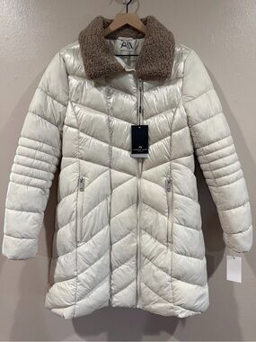 NWT Andrew Marc Women's Cream Puffer Coat with Teddy Collar
